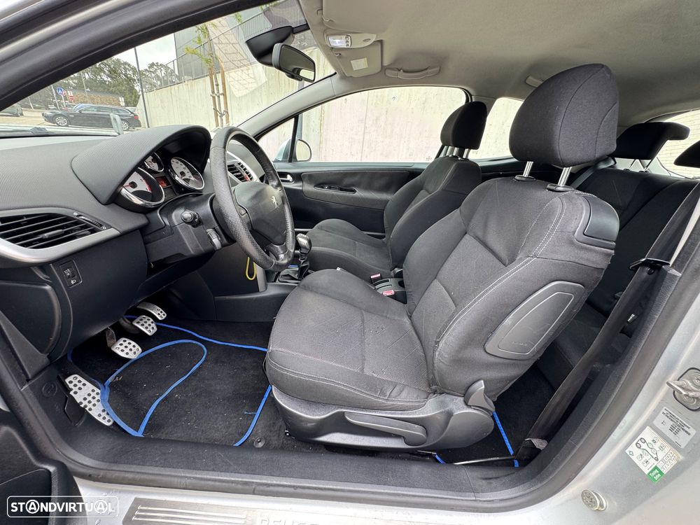 Peugeot 207 1.6 HDi Sport - 8