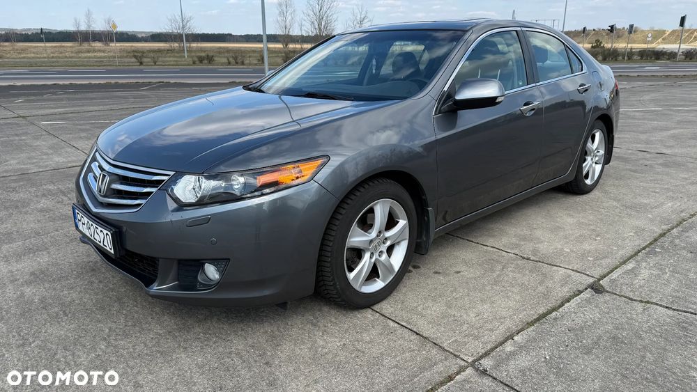 Honda Accord 2.0 Executive - 9