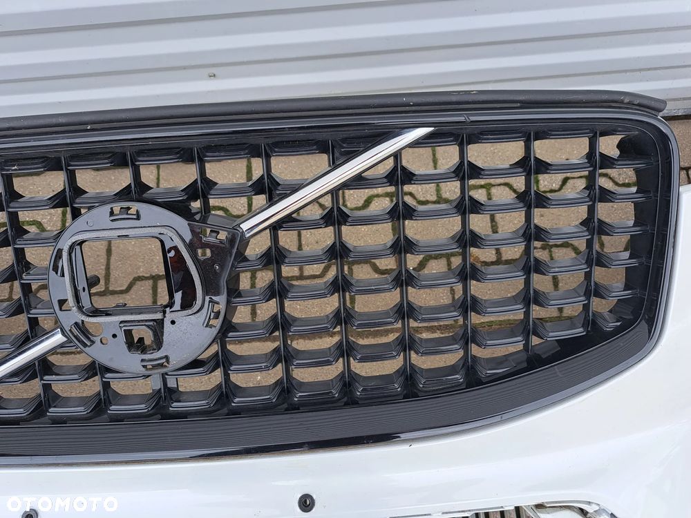 Zderzak przód przedni Volvo XC60 II LIFT R-DESIGN GRILL KRATKI - 9