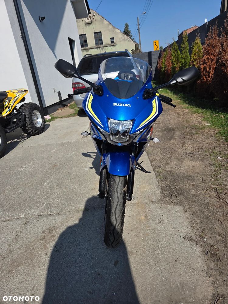 Suzuki GSX-R - 8