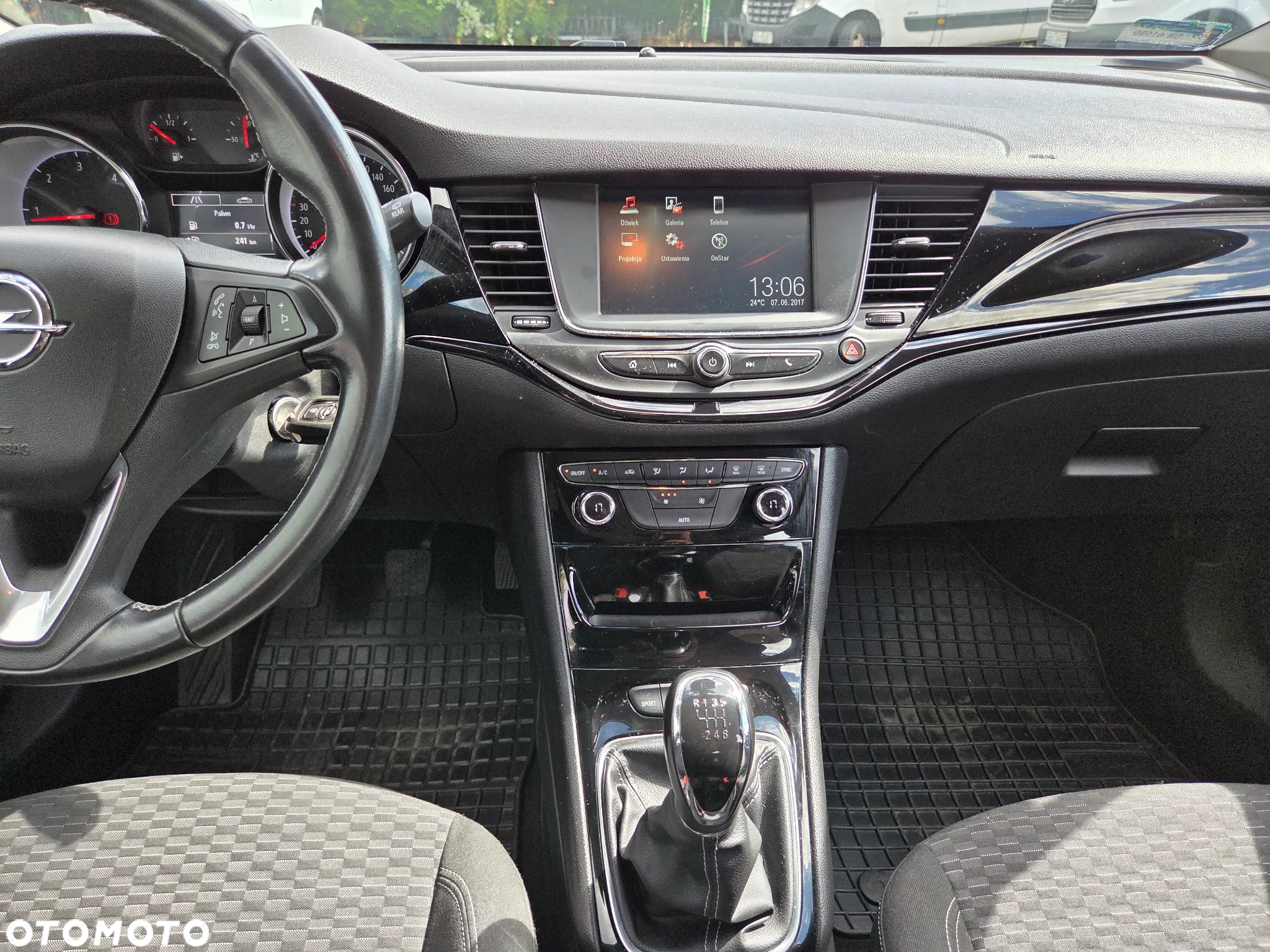 Opel Astra V 1.6 CDTI Dynamic - 17