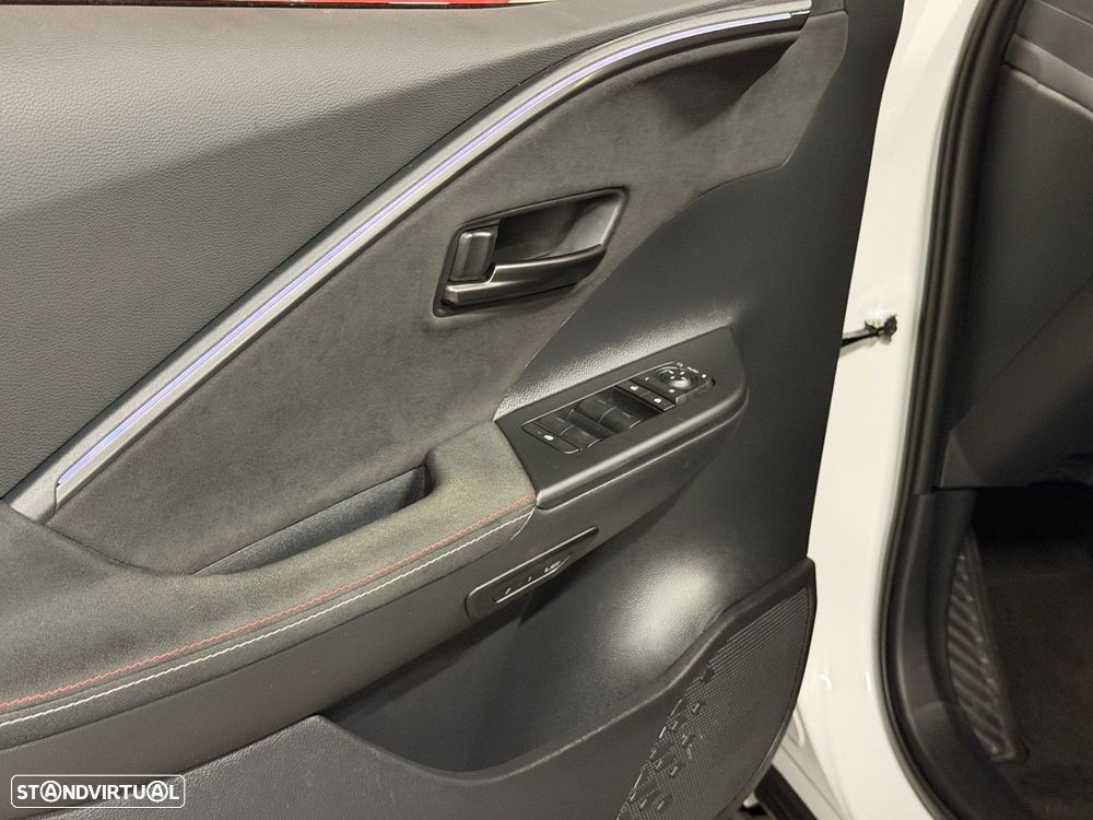 Toyota C-HR 2.0 HDF Plug-in GR Sport Premiere Edition - 31