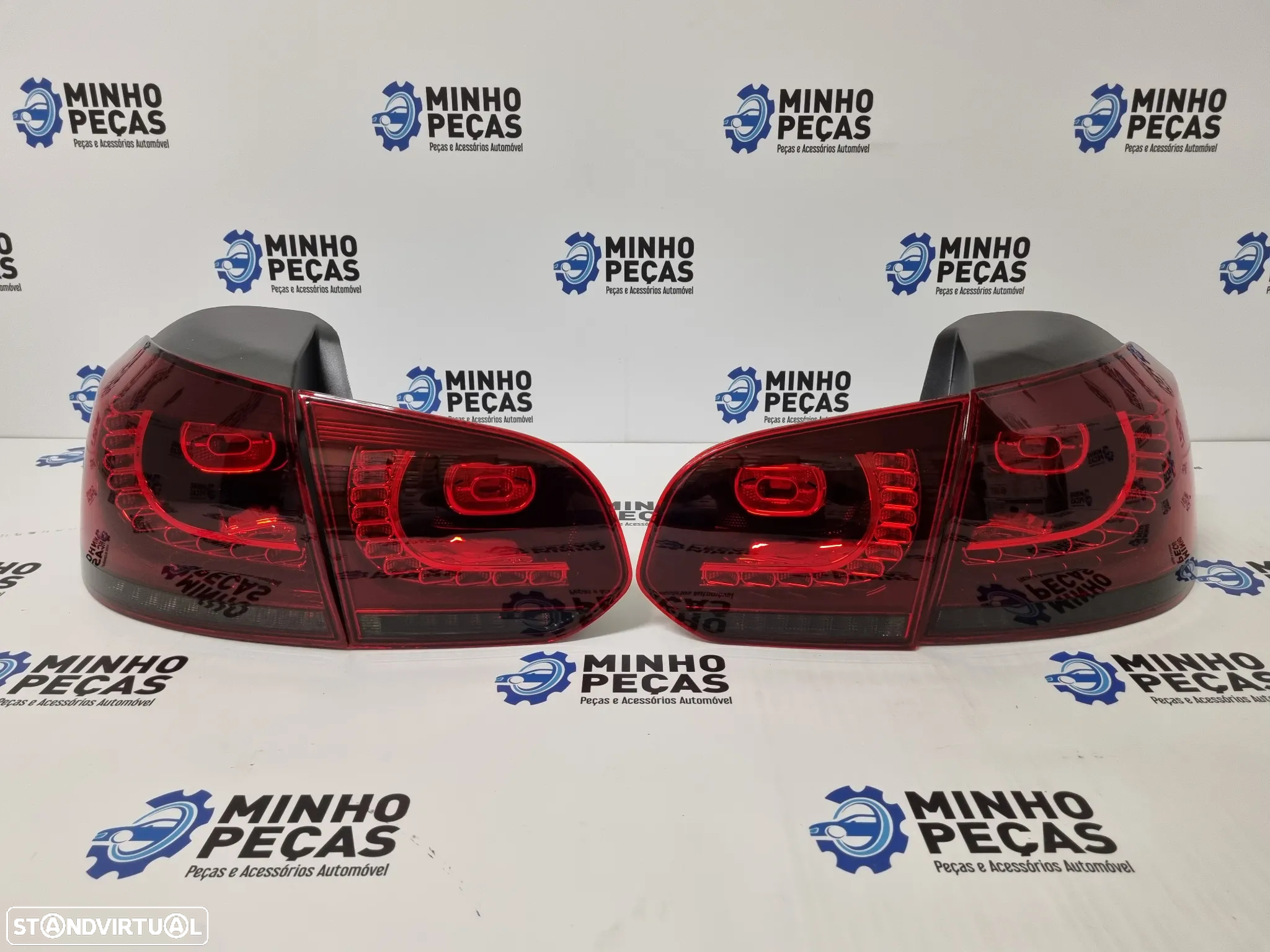 Farolins VW Golf 6 Look R20 em LED - 2