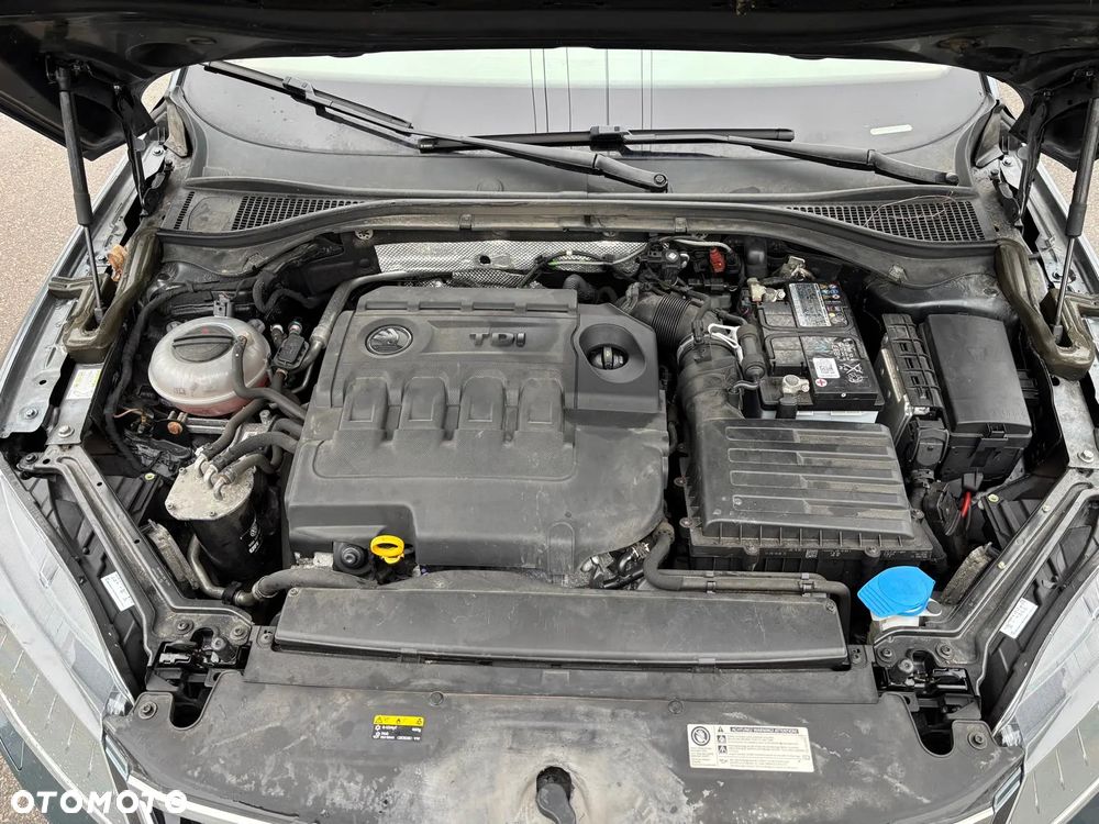 Skoda Superb 2.0 TDI Style DSG7 - 24