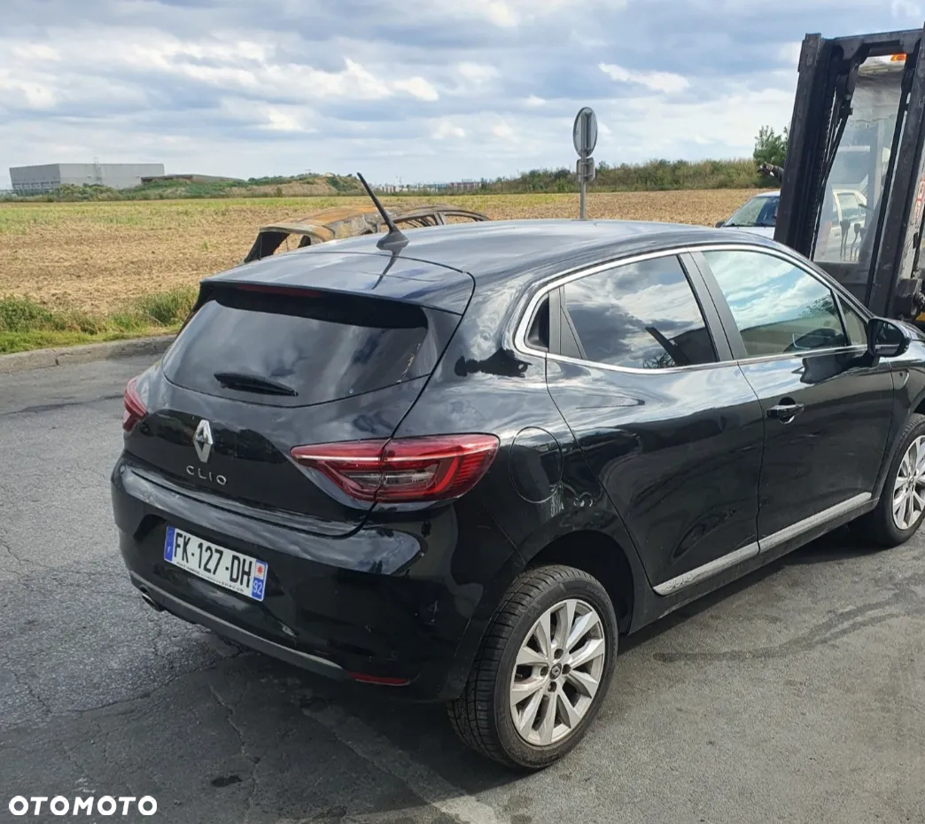 Renault Clio - 2