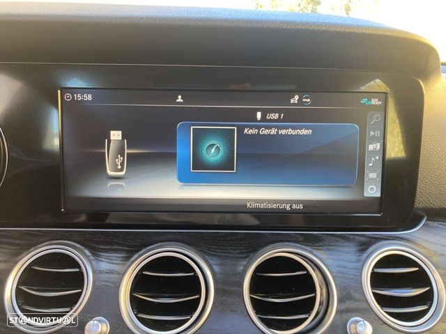 Mercedes-Benz E 300 de 9G-TRONIC AMG Line - 27
