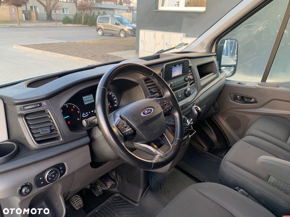 Ford Transit - 13