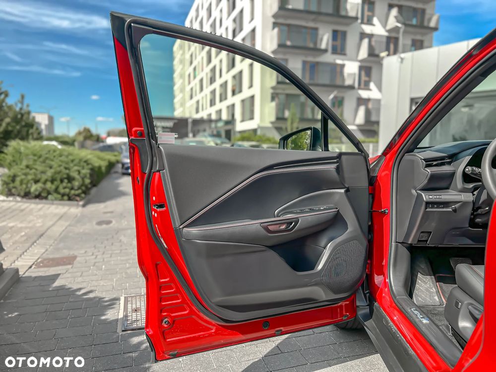 Lexus LBX 1.5 Hybrid Emotion - 15