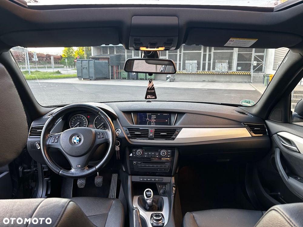 BMW X1 xDrive20d - 11