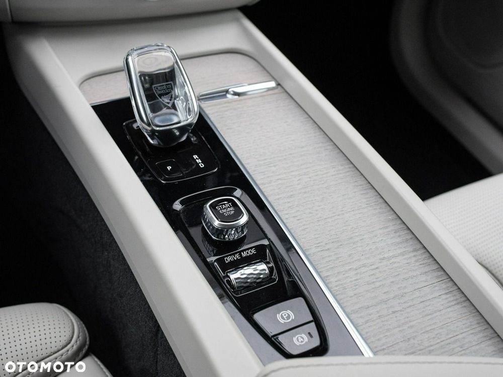 Volvo XC 60 - 16