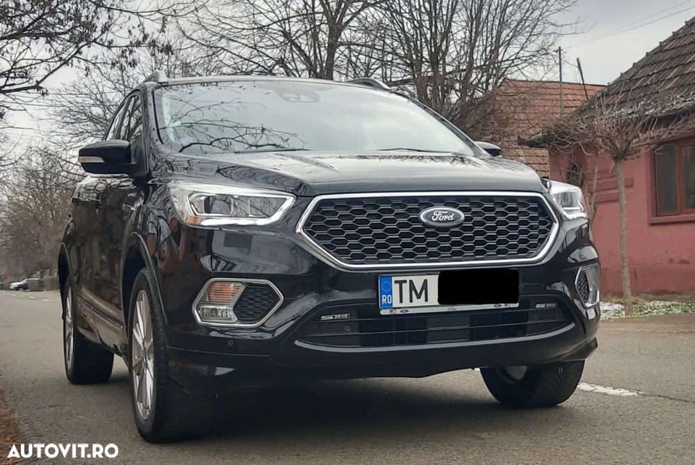 Ford Kuga - 1