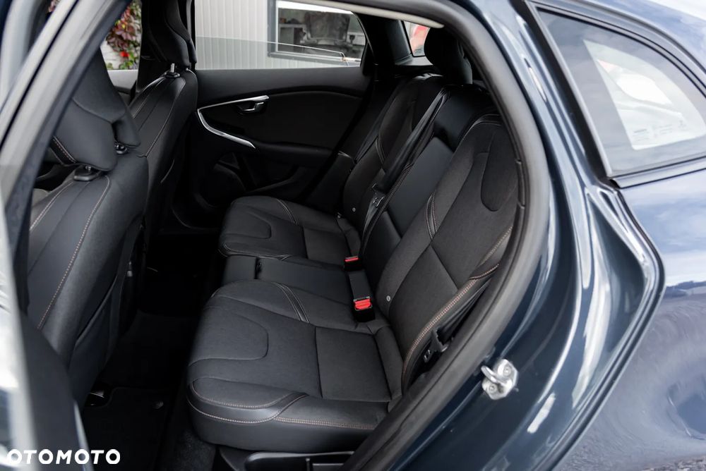 Volvo V40 Cross Country T4 AWD Geartronic Momentum - 20