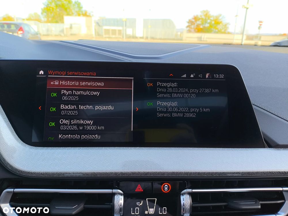 BMW Seria 2 220d xDrive Luxury Line - 7