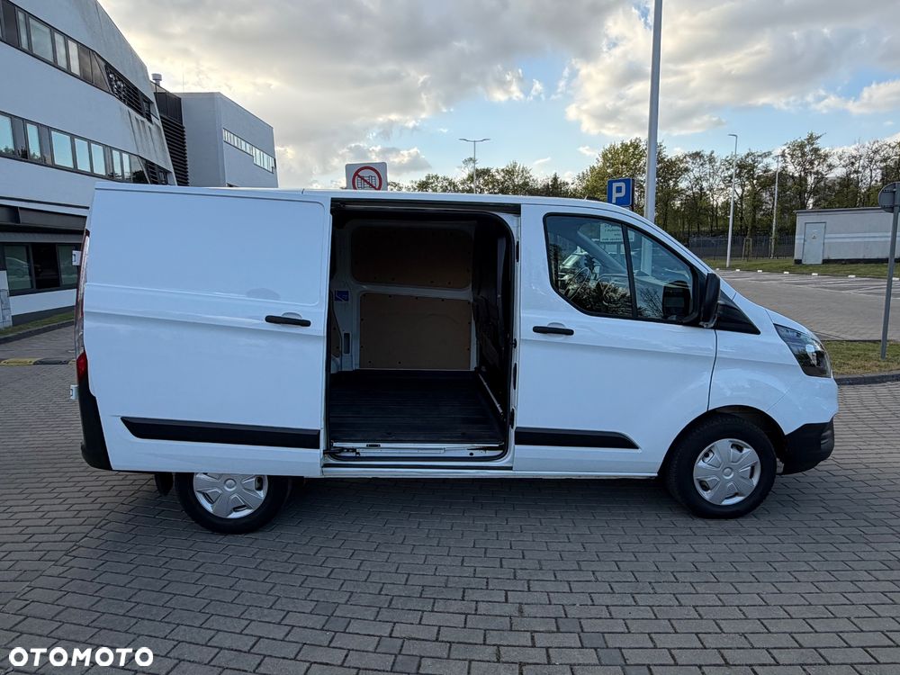 Ford Transit Custom - 11