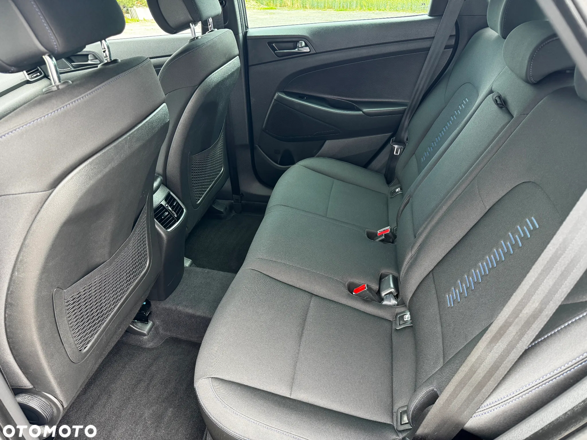 Hyundai Tucson 1.6 GDI BlueDrive Design 2WD - 18