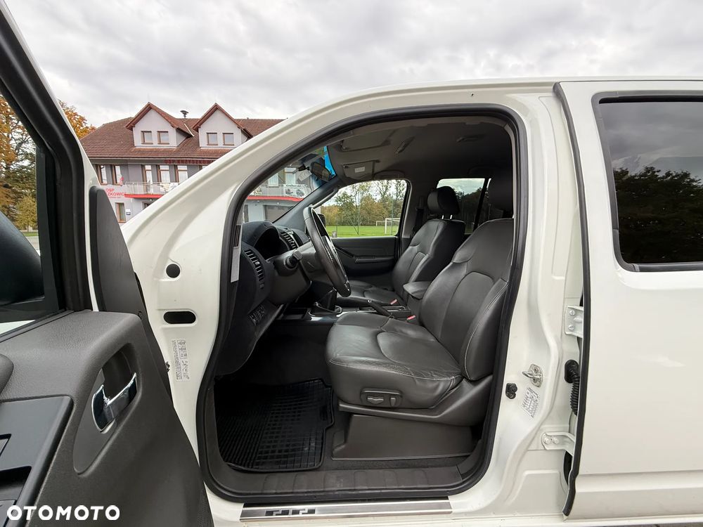 Nissan Navara SE - 15