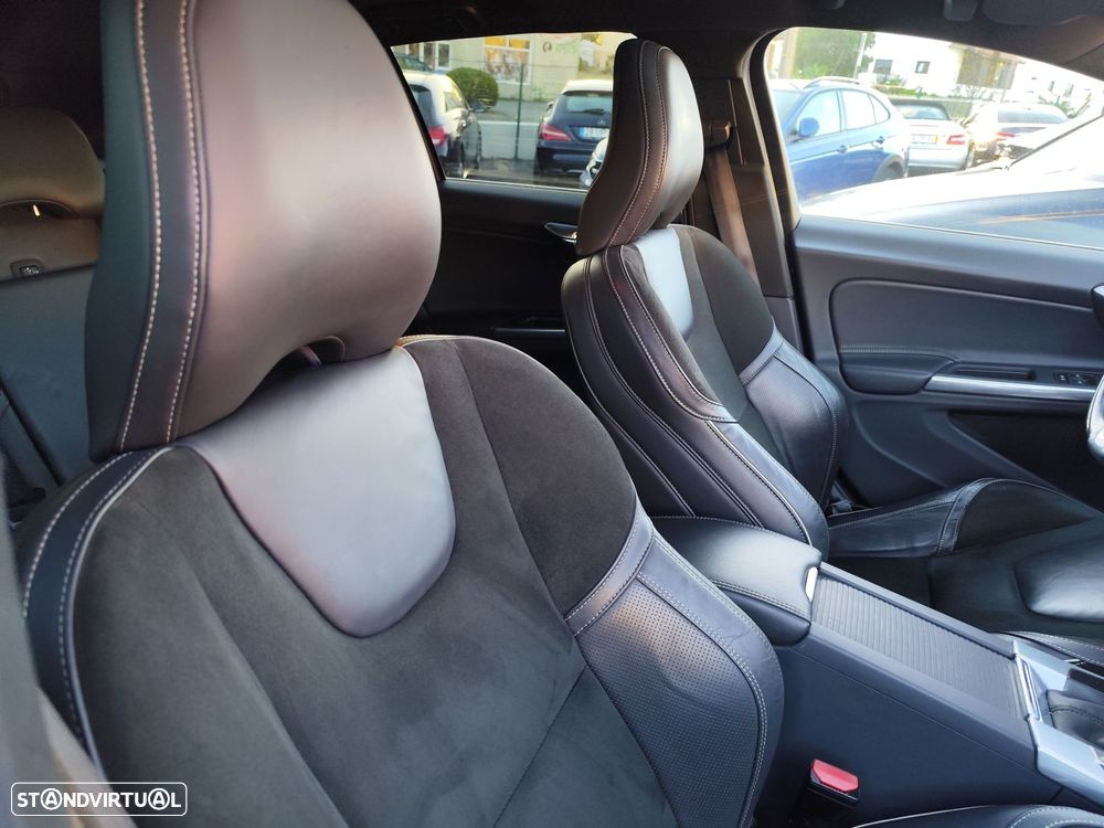 Volvo V60 2.4 D6 R-Design AWD Phev - 22