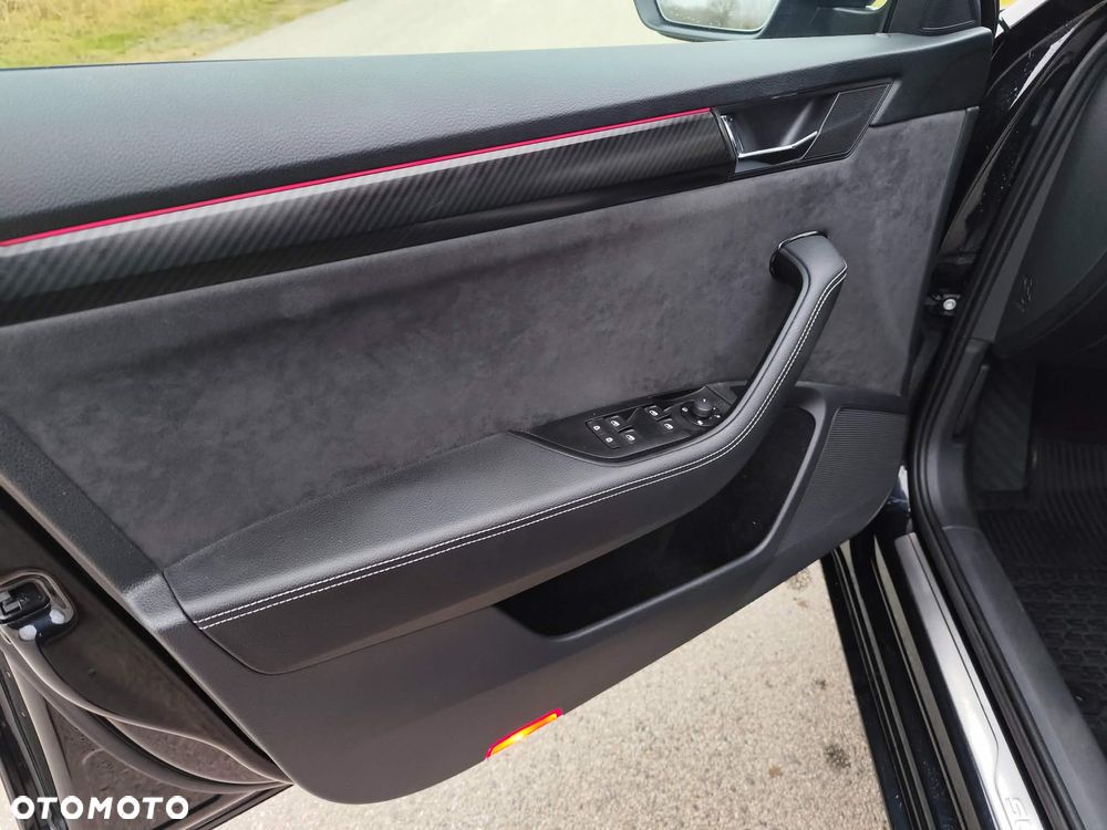 Skoda Superb 2.0 TSI 4x4 Sportline DSG - 27