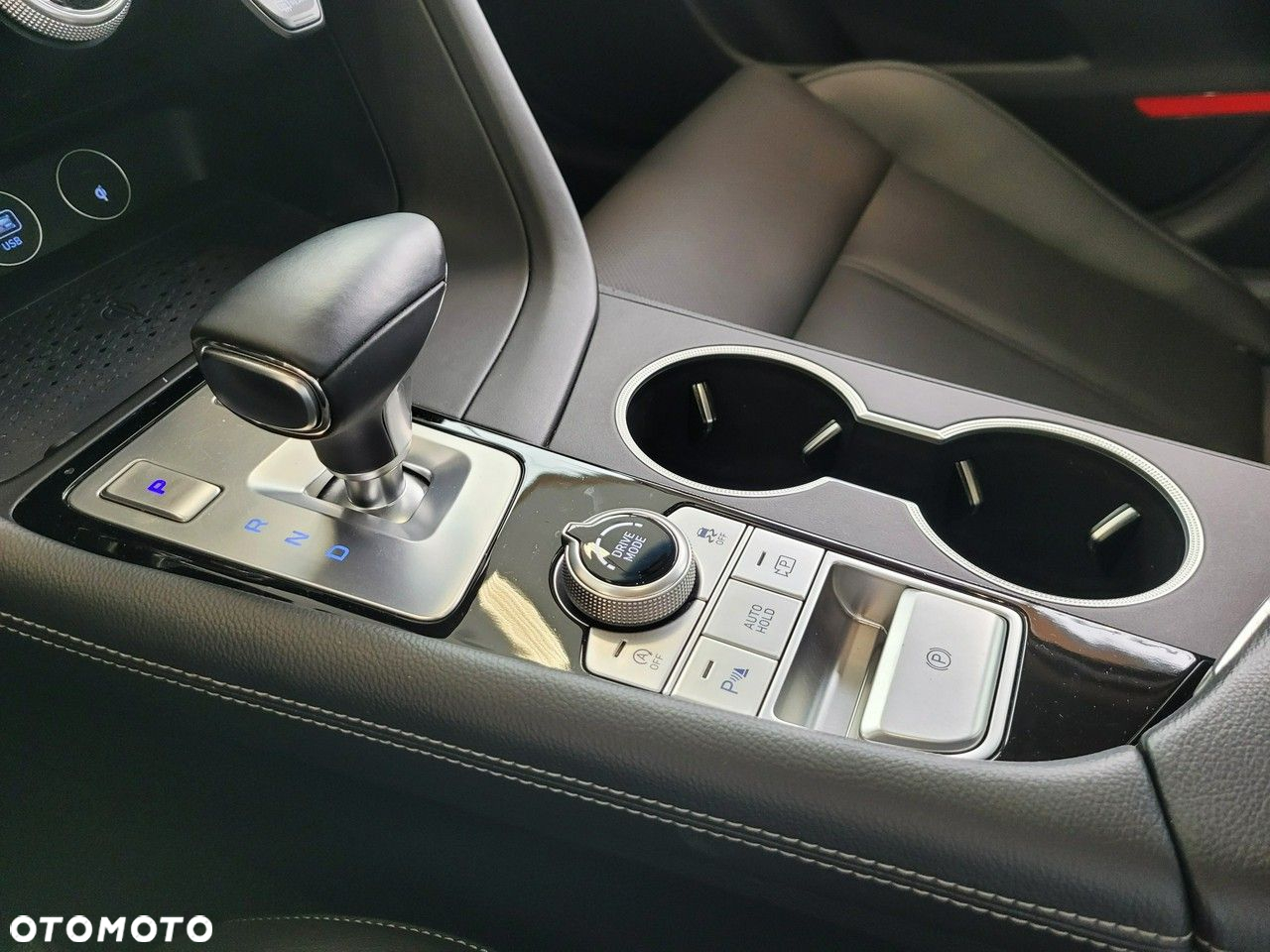 Genesis G70 - 17