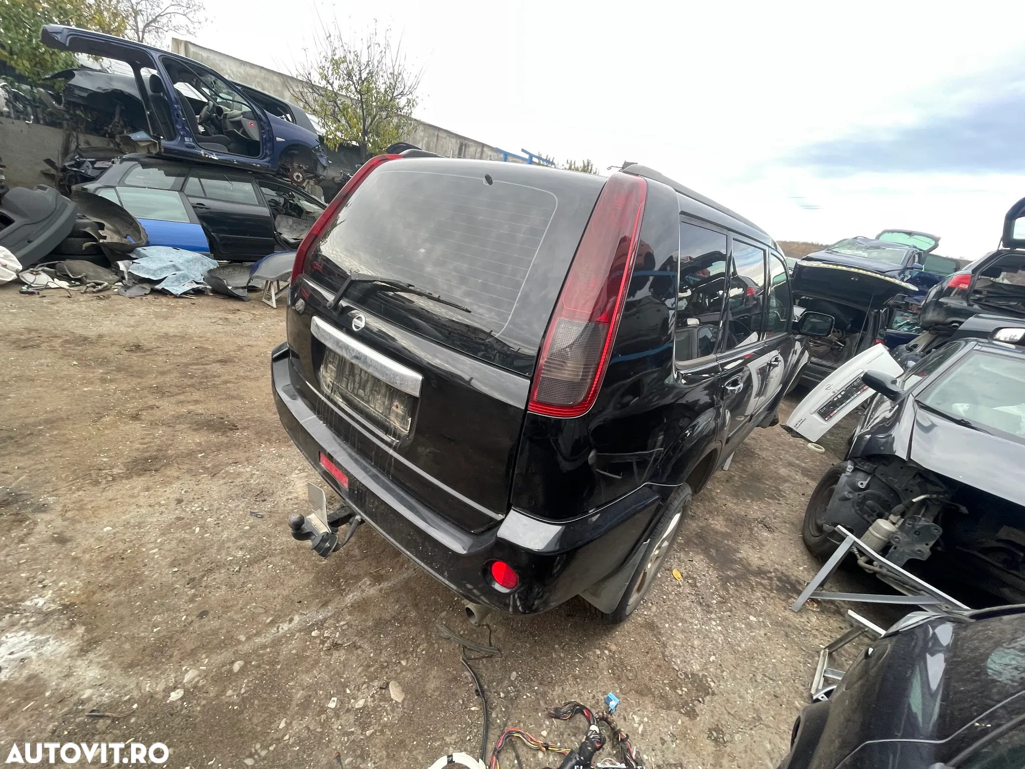 Dezmembram Nissan X-trail T30 4x4 2.2 an fabr 2005 - 2