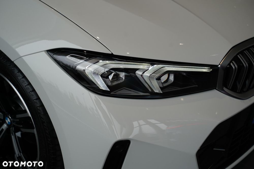 BMW Seria 3 318i M Sport - 15