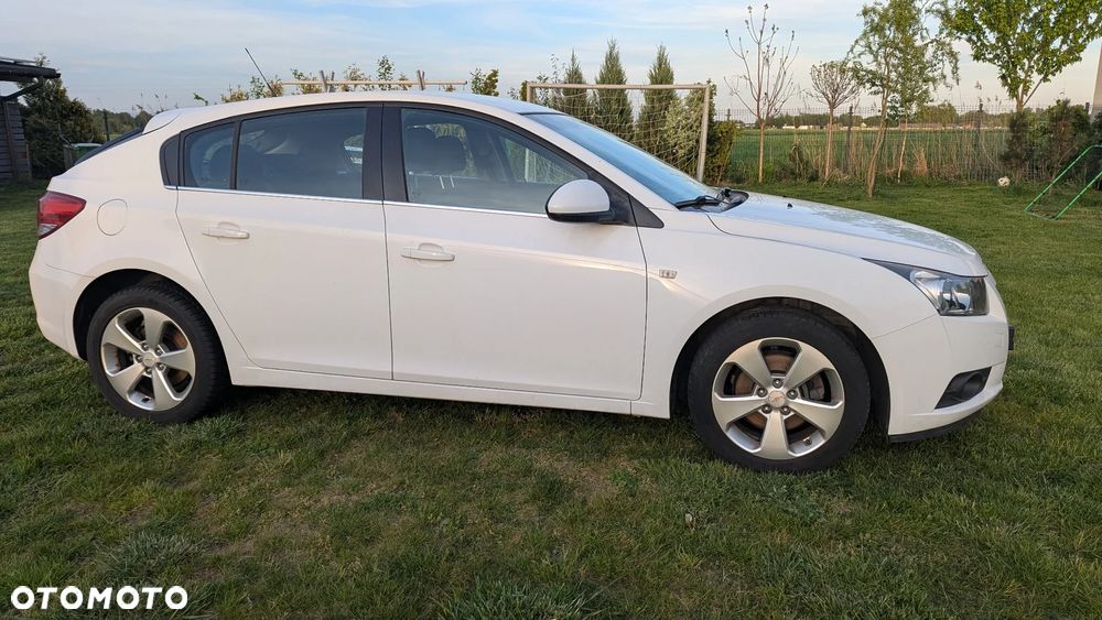 Chevrolet Cruze 1.7TD LT+ - 8