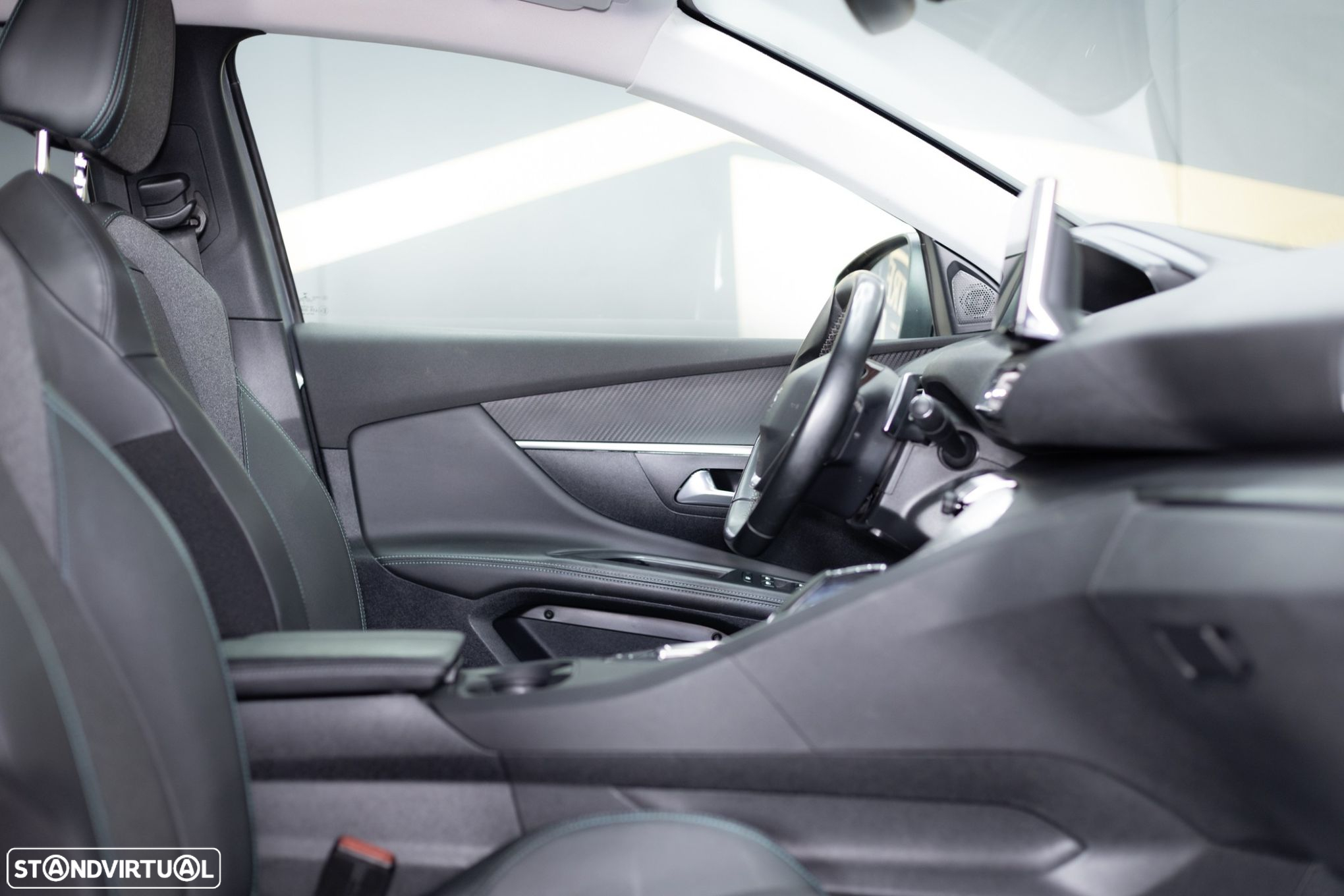 Peugeot 5008 BlueHDI 130 EAT8 Allure - 22