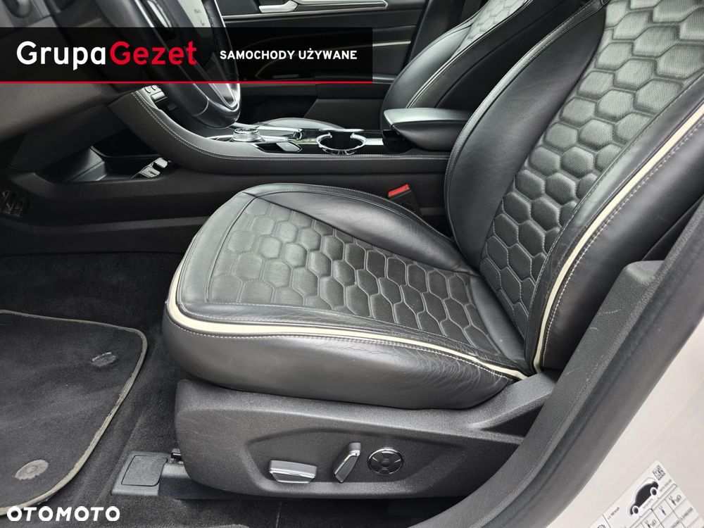Ford Mondeo - 30