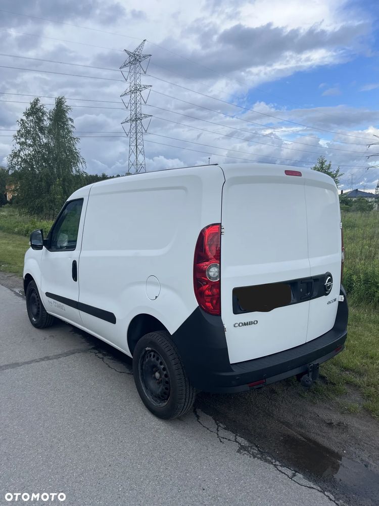 Opel Combo - 10