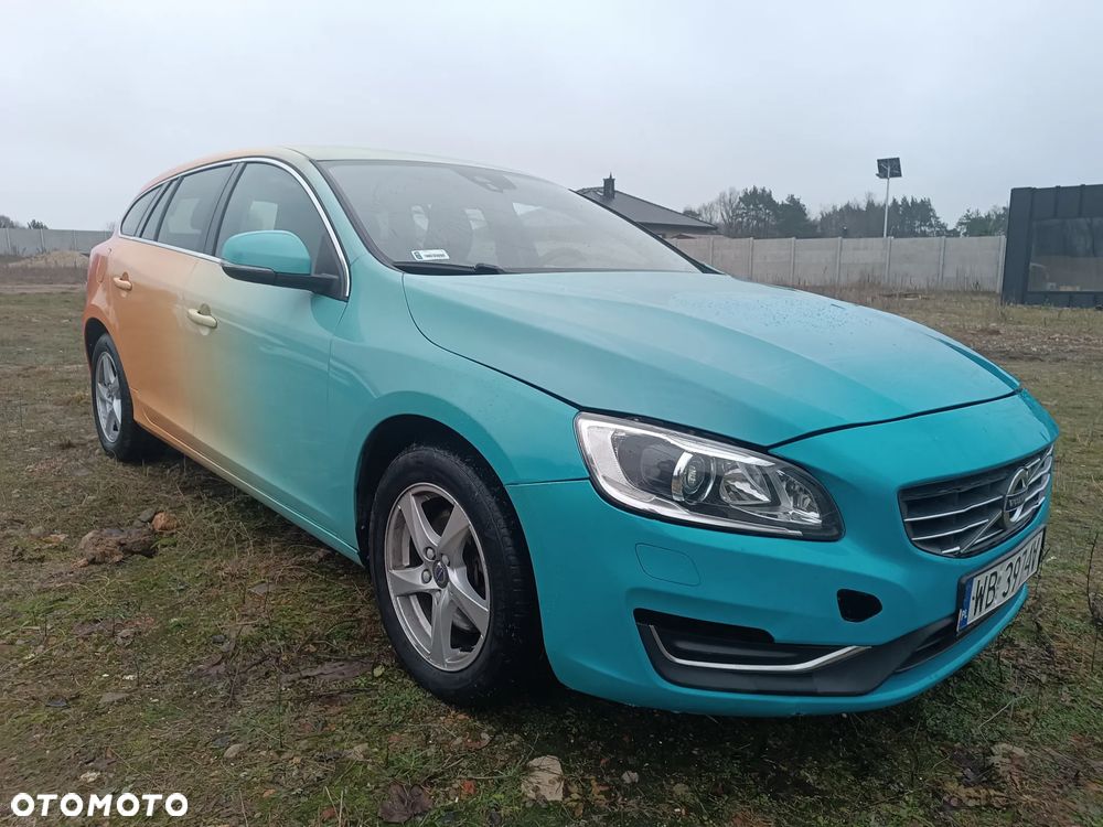 Volvo S60 D3 Drive-E Dynamic Edition (Momentum) - 3