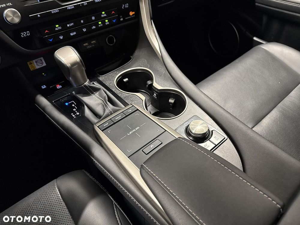 Lexus RX 450h F-Impression - 28