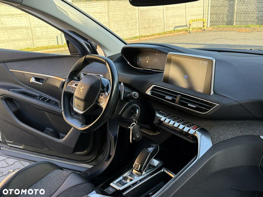 Peugeot 3008 1.5 BlueHDi Allure Pack S&S EAT8 - 6