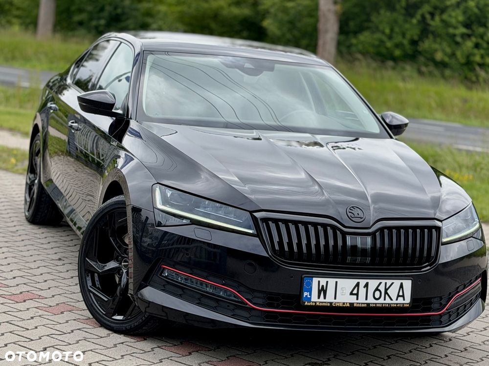 Skoda Superb 2.0 TDI Sportline - 20