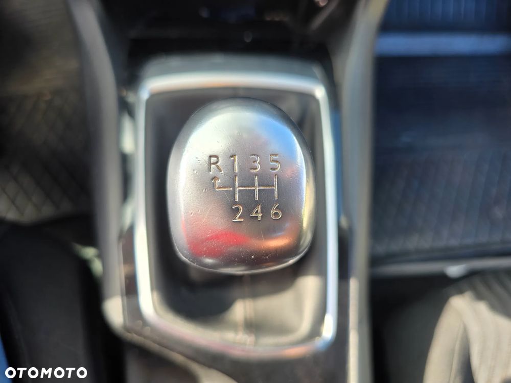 Peugeot 308 - 33