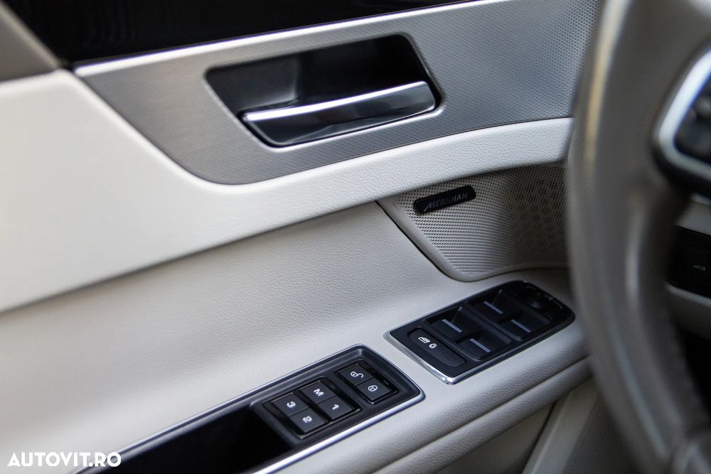 Jaguar XF 35t RWD Prestige - 34