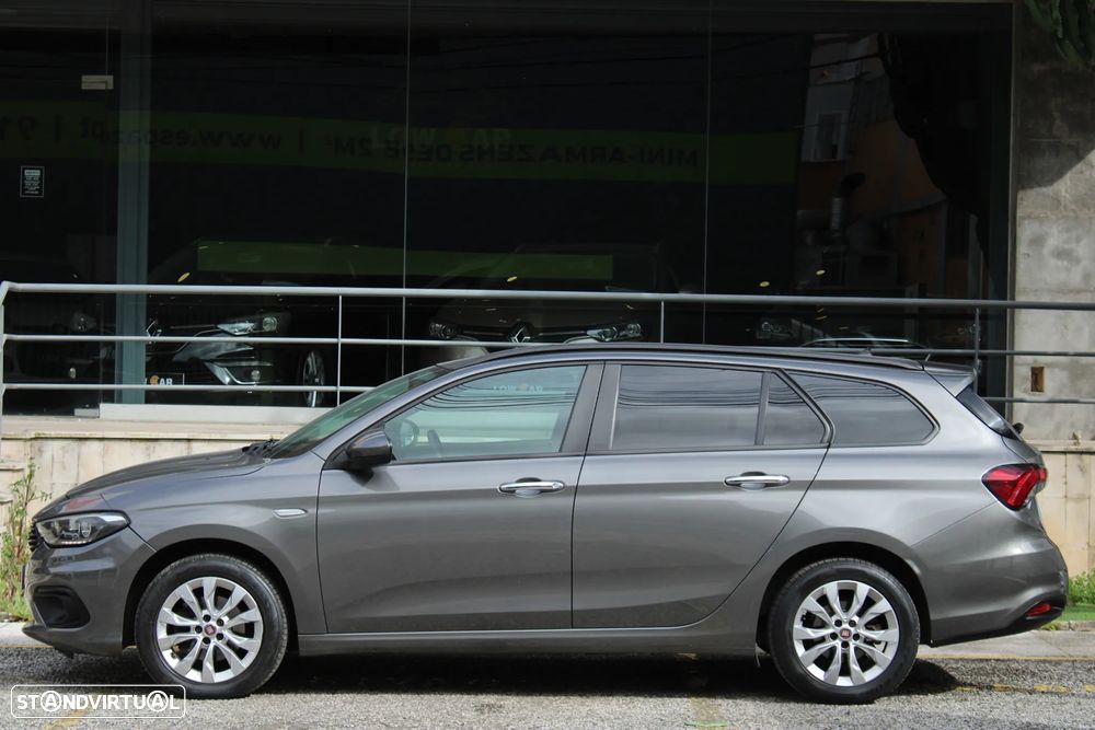 Fiat Tipo Station Wagon 1.6 M-Jet Lounge Tech DCT - 9