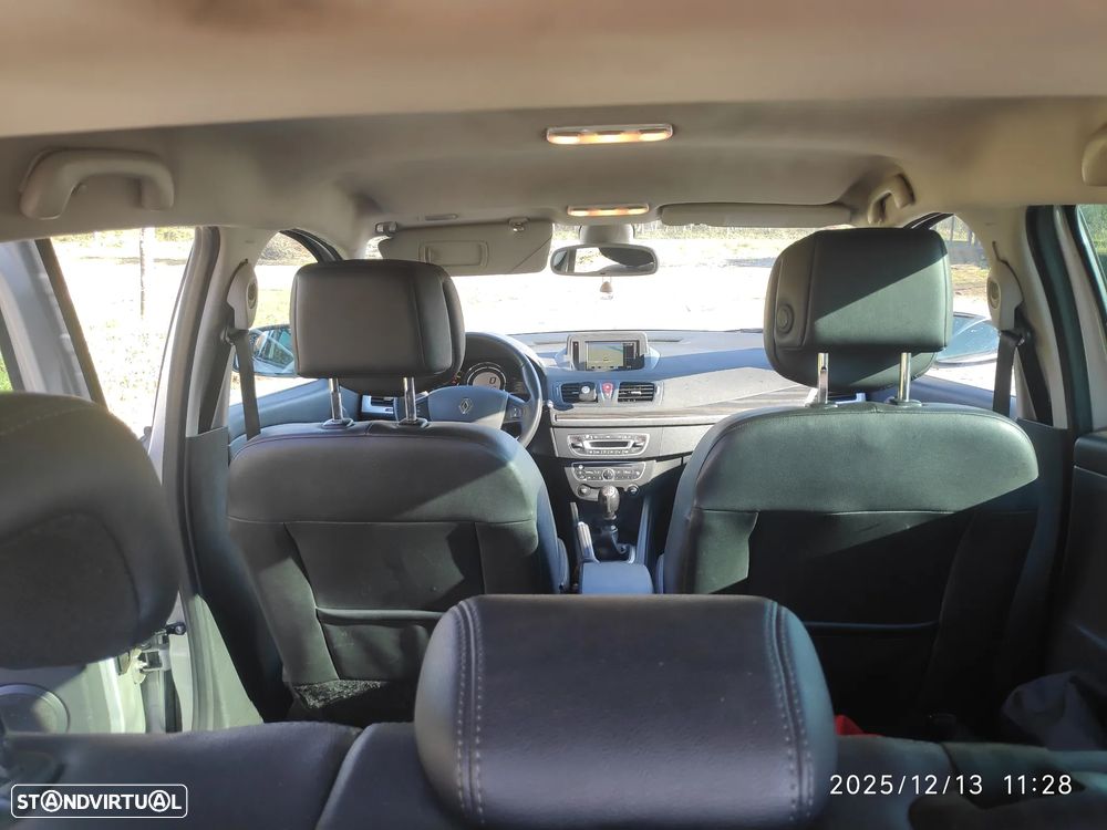 Renault Mégane 1.5 dCi Dynamique S - 11