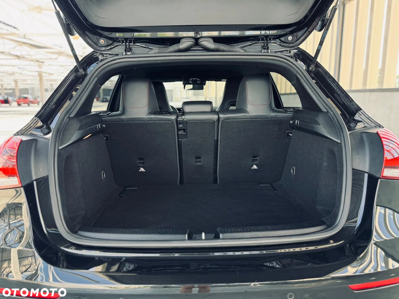 Mercedes-Benz Klasa A 35 AMG 4-Matic 7G-DCT - 35