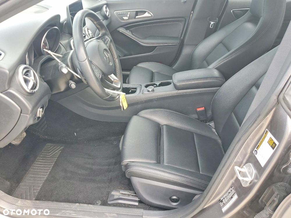 Mercedes-Benz CLA 250 4-Matic Sport - 8