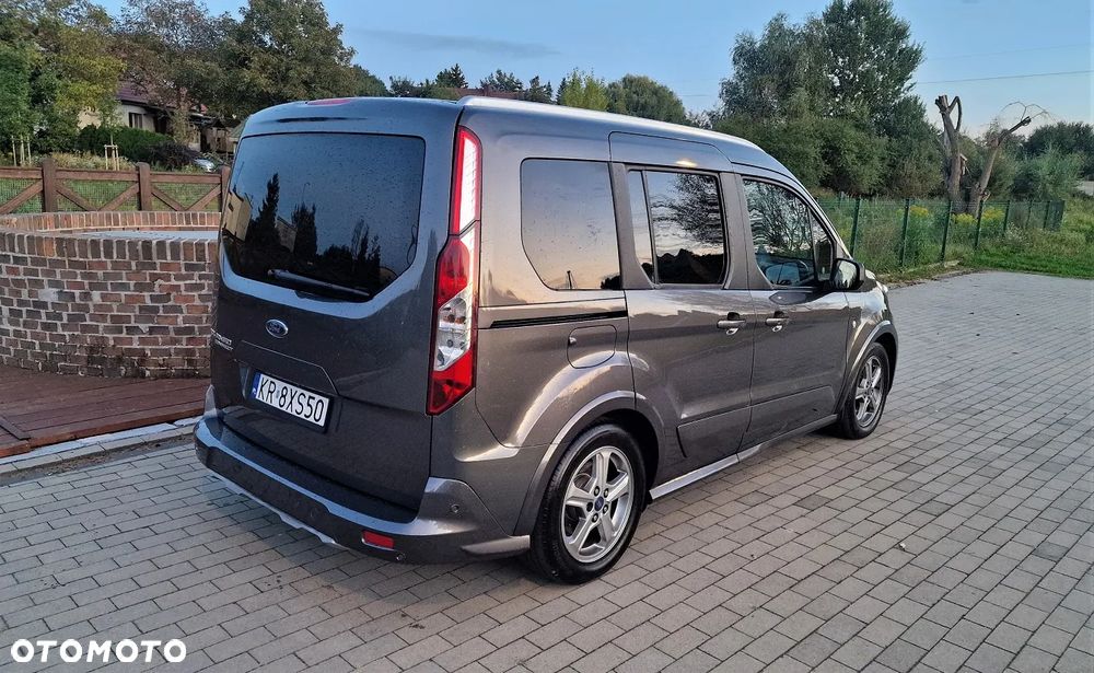 Ford Tourneo Connect Gr 1.5 EcoBlue Titanium PowerShift - 4