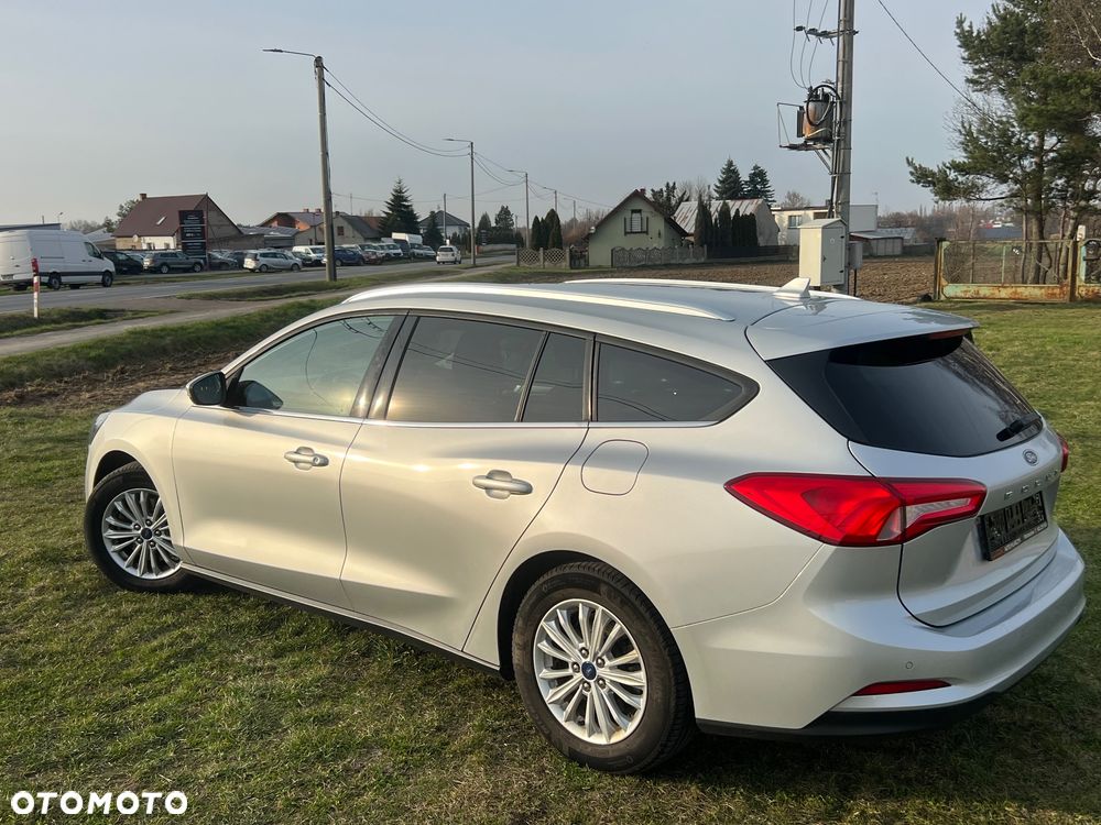 Ford Focus 1.0 EcoBoost Start-Stopp-System TITANIUM X - 9