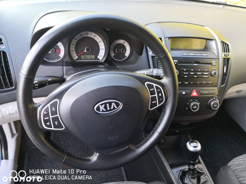 Kia Ceed 1.6 CVVT LX - 6
