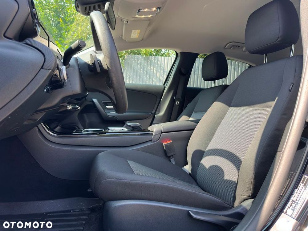 Mercedes-Benz Klasa A 200 d Style 8G-DCT - 10
