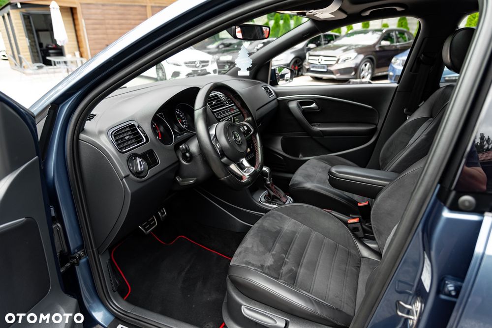 Volkswagen Polo 1.8 TSI (Blue Motion Technology) DSG GTI - 20