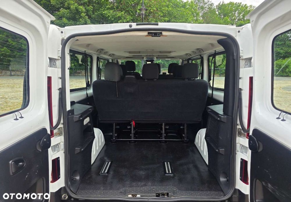 Renault Trafic - 29