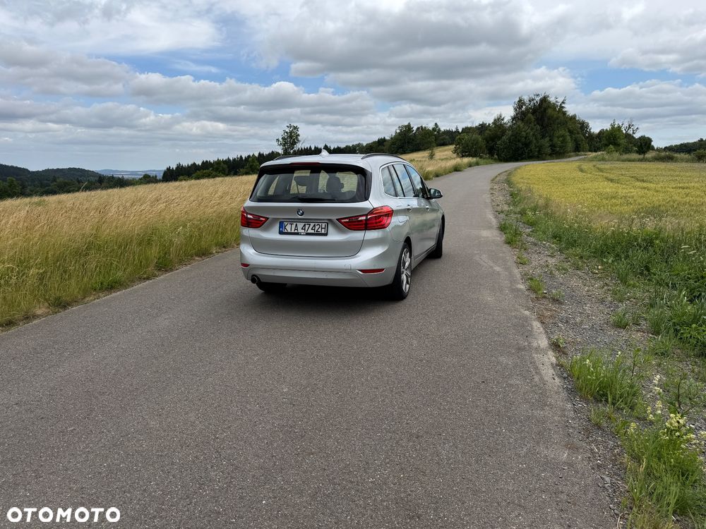 BMW Seria 2 218d Sport-Aut Advantage - 10