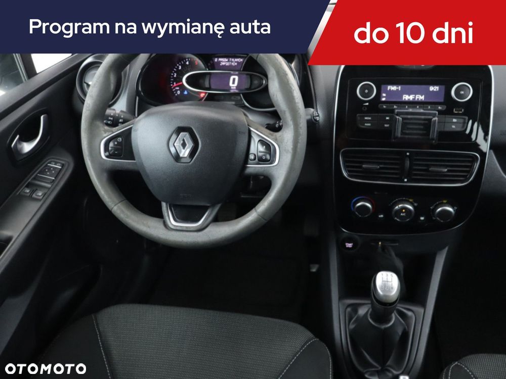 Renault Clio - 9