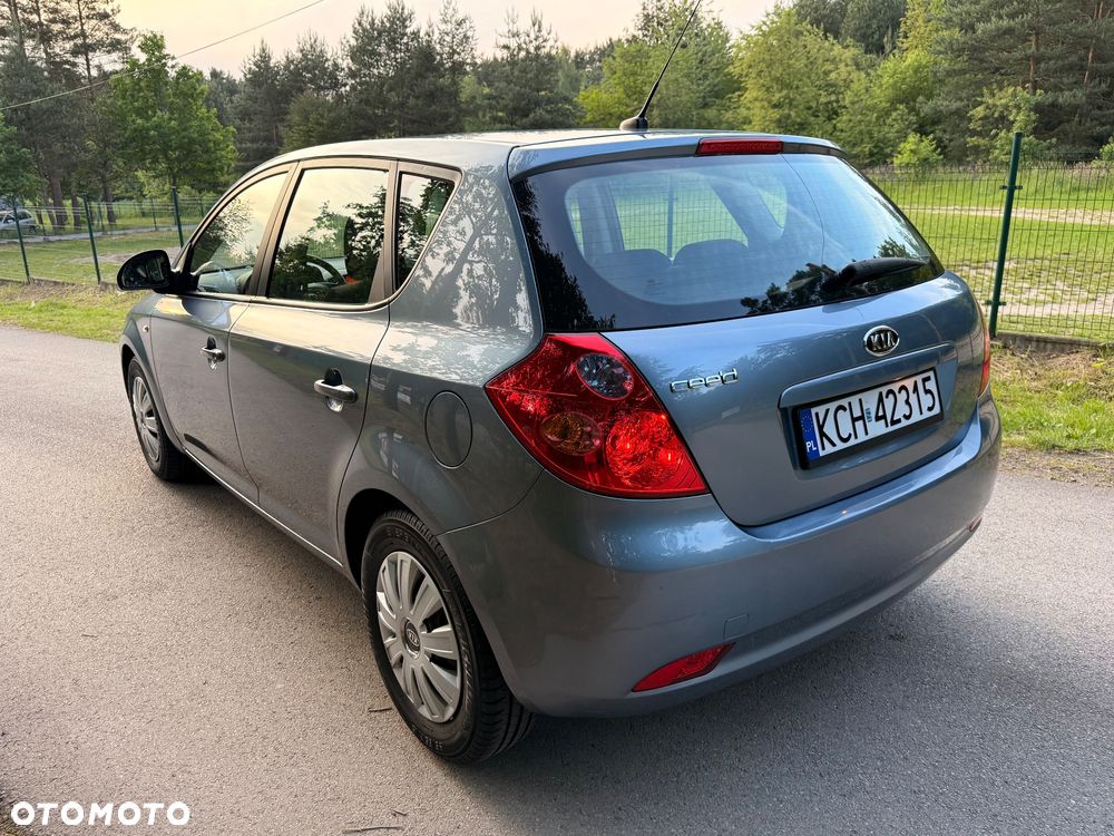 Kia Ceed 1.4 Comfort - 6