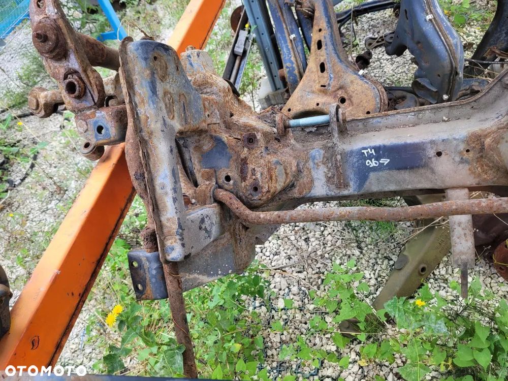 SANKI BELKA KOŁYSKA VW T4 1.9 TD 2.4 D 96-01 - 2