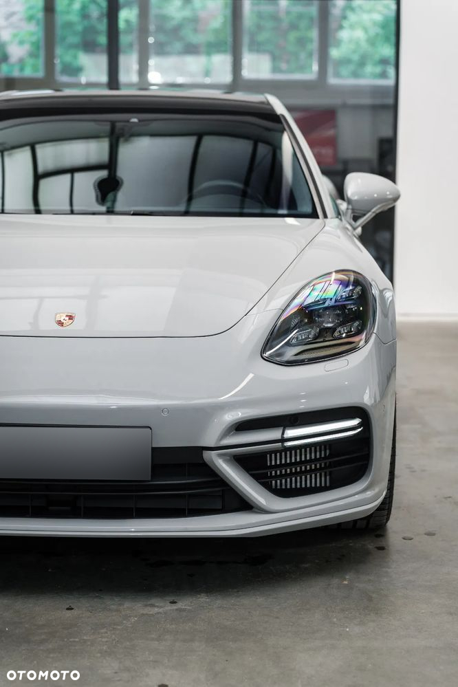 Porsche Panamera Turbo S e-Hybrid - 11